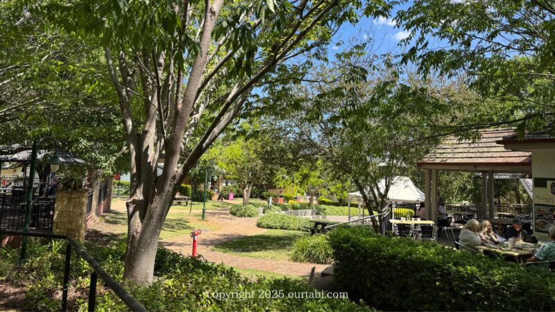 Hunter Valley Gardens Shopping Village(ハンターバレー・ガーデンズ・ショッピング・ビレッジ)