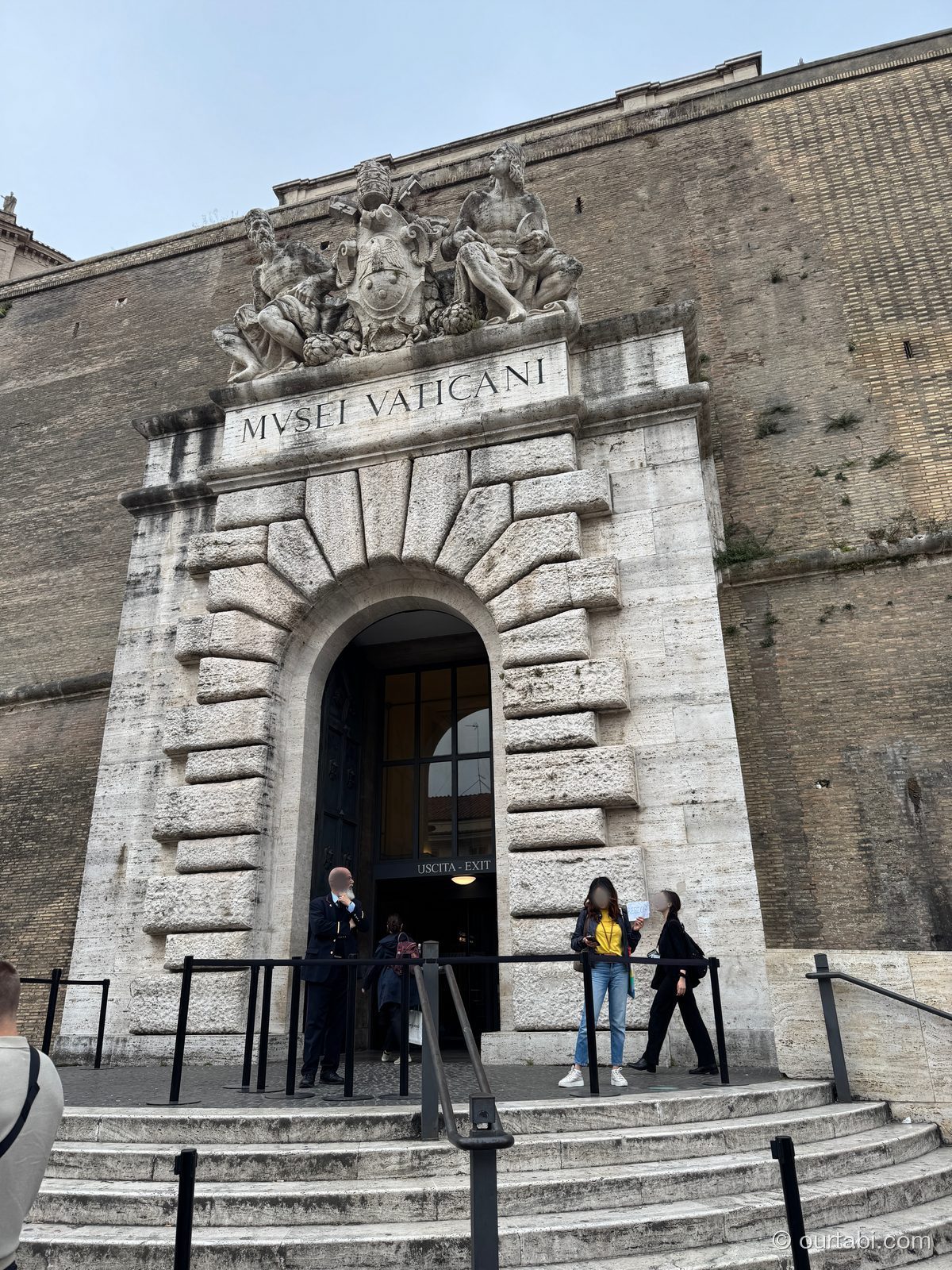 「MVSEI VATICANI」の入口